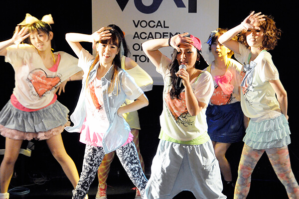 VOATダンスボーカルチームライブ写真3