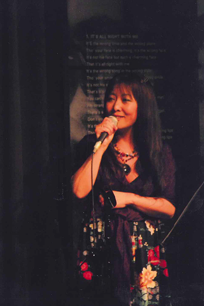 ボーカルスクールVOAT東京本校講師 Atsumi