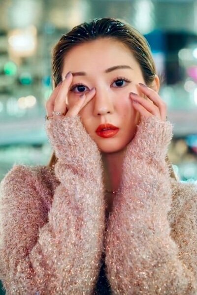 ボーカルスクール講師 里星来