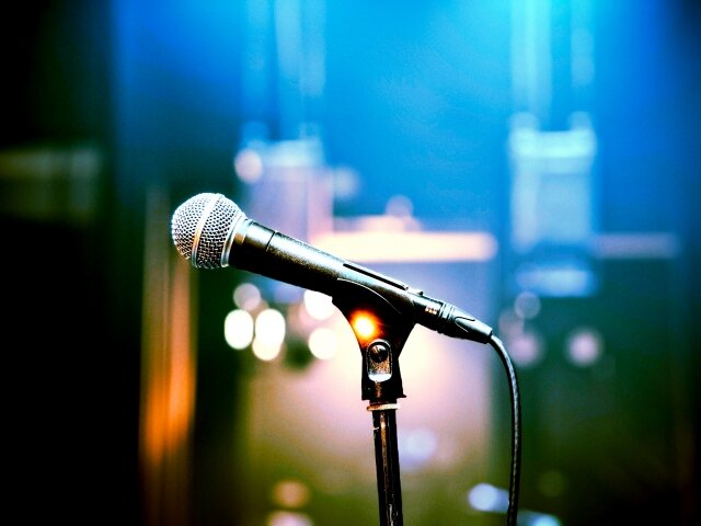 ボーカル・ボイストレーニングの知識 歌が上手くなるコツ10選：初心者でも効果的に歌唱力を高めるテクニック｜ボーカルスクールVOAT イメージ