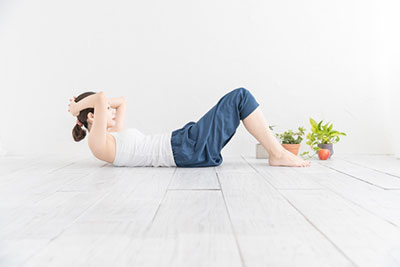 ボーカル・ボイストレーニングの知識 【ボイストレーニング】歌には腹筋が必要なの？ イメージ