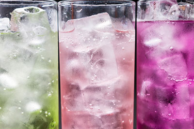 ボーカル・ボイストレーニングの知識 【ボイストレーニング】カラオケの喉ケアに最適な飲み物とは？歌いやすい声をキープする飲み物選び｜ボーカルスクールVOAT イメージ